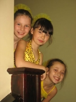 Трио «Искорки» детской вокально-хоровой школы г.Горки стали Лауреатами III конкурса "Зажигаем звезды"